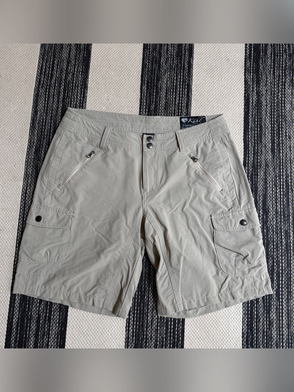 Kuhl Women's Light Khaki Cargo Summer‎ Shorts Size 6